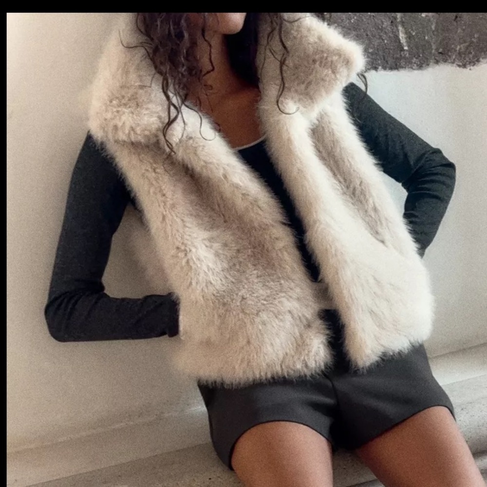 Zara Cream Faux Fur Vest